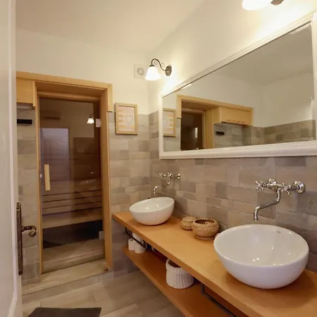 Casa Bianka Vilă Baretici