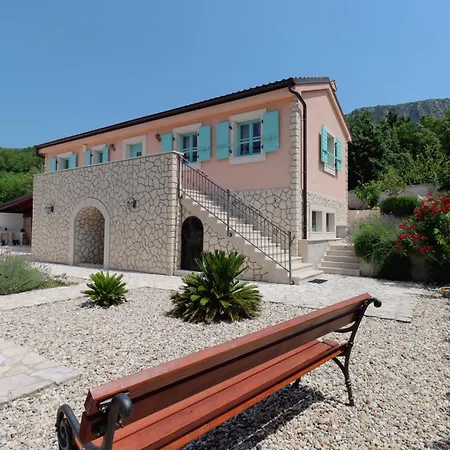 Casa Bianka Villa Baretici