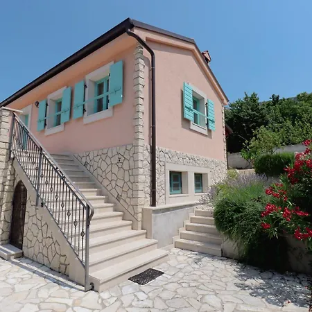 Casa Bianka Villa Baretici